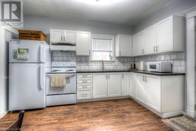 320 Ashland Avenue Unit# 1, House detached with 1 bedrooms, 1 bathrooms and 1 parking in London ON | Card Image