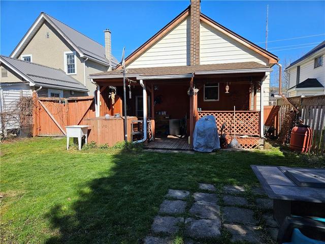 327 Brock Street, House detached with 3 bedrooms, 2 bathrooms and 3 parking in Brockville ON | Image 15