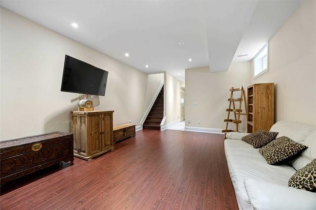 1878-a Keele St W, House semidetached with 3 bedrooms, 4 bathrooms and 4 parking in Toronto ON | Image 18
