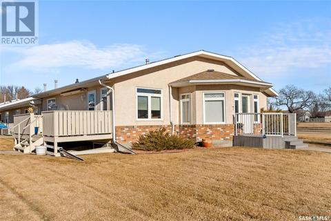 7 802 2nd Avenue Nw, Moose Jaw, SK, S6H3P9 | Card Image