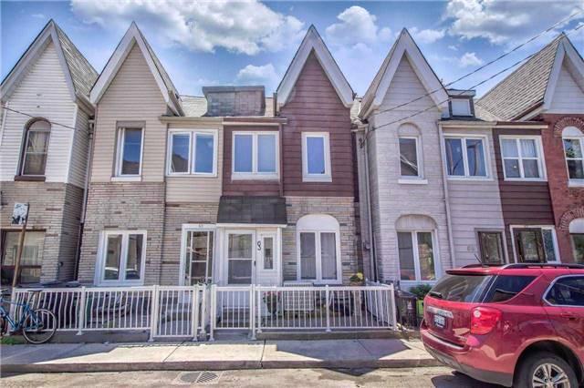 63 Shirley St, House attached with 3 bedrooms, 2 bathrooms and null parking in Toronto ON | Image 1
