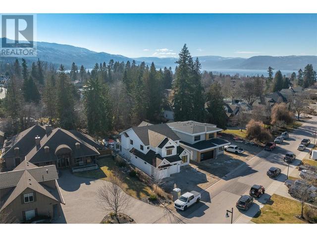 553 Knowles Road, House detached with 5 bedrooms, 3 bathrooms and 4 parking in Kelowna BC | Image 53