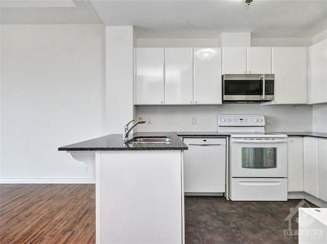 107 - 200 Lett Street, Condo with 2 bedrooms, 2 bathrooms and 1 parking in Ottawa ON | Image 7