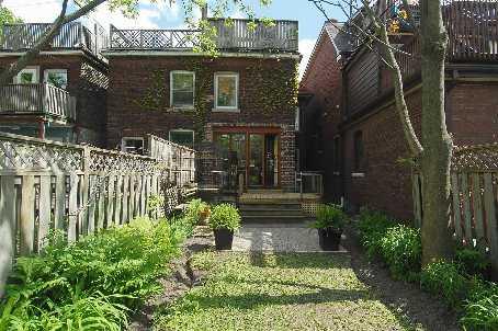 104 Wells St, House semidetached with 3 bedrooms, 2 bathrooms and null parking in Toronto ON | Image 9