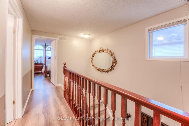 135 Cavelletti Crt, House detached with 3 bedrooms, 3 bathrooms and 3 parking in Waterloo ON | Image 10