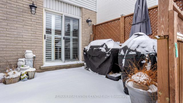 703 Fairway Crt, House detached with 3 bedrooms, 3 bathrooms and 3 parking in Kitchener ON | Image 24
