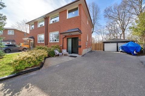 1247 Bray Crt, House semidetached with 3 bedrooms, 2 bathrooms and 8 parking in Mississauga ON | Card Image