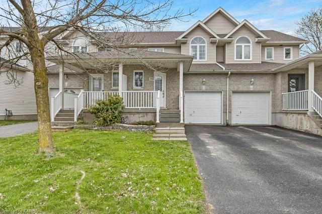 708 Mclean Court, House attached with 3 bedrooms, 1 bathrooms and 3 parking in Kingston ON | Image 1