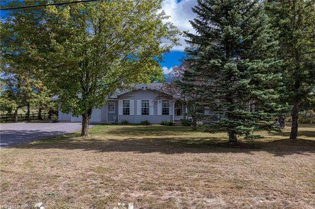 4787 County Rd 4 Road, House detached with 2 bedrooms, 1 bathrooms and 8 parking in Stone Mills ON | Image 3
