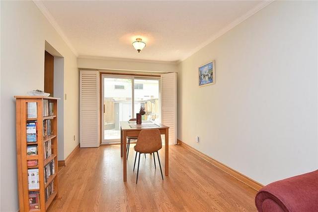 115 - 150 Gateshead Crescent, House attached with 3 bedrooms, 1 bathrooms and 1 parking in Hamilton ON | Image 8