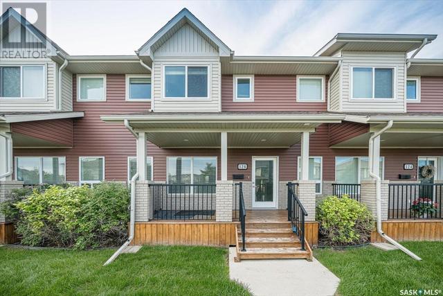 126 Shepherd Crescent, House attached with 3 bedrooms, 3 bathrooms and null parking in Saskatoon SK | Card Image