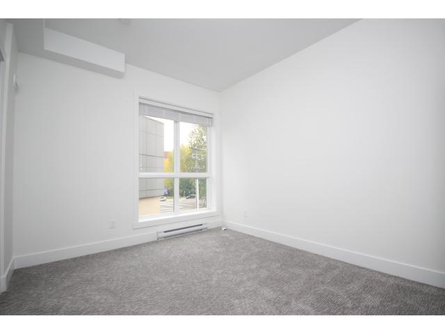 413 - 9689 140 Street, Condo with 1 bedrooms, 1 bathrooms and 1 parking in Surrey BC | Image 2