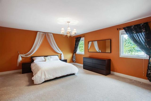 9 Addison Cres, House detached with 5 bedrooms, 4 bathrooms and 6 parking in Toronto ON | Image 18