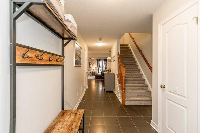 252 Hutchinson Dr, House attached with 3 bedrooms, 4 bathrooms and 3 parking in New Tecumseth ON | Image 38