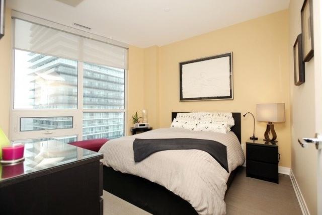 2608 - 59 Annie Craig Dr, Condo with 1 bedrooms, 1 bathrooms and 1 parking in Toronto ON | Image 5