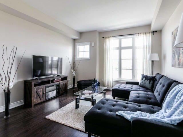 22 - 2172 Trafalgar Rd, House attached with 3 bedrooms, 3 bathrooms and 2 parking in Oakville ON | Image 4