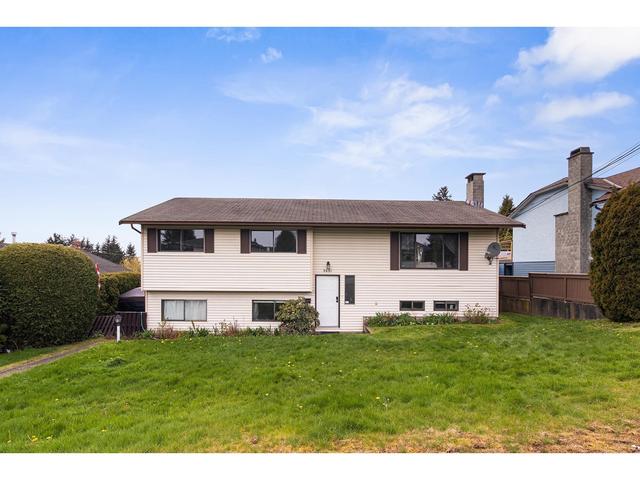 5631 184 Street, House detached with 6 bedrooms, 3 bathrooms and 7 parking in Surrey BC | Card Image