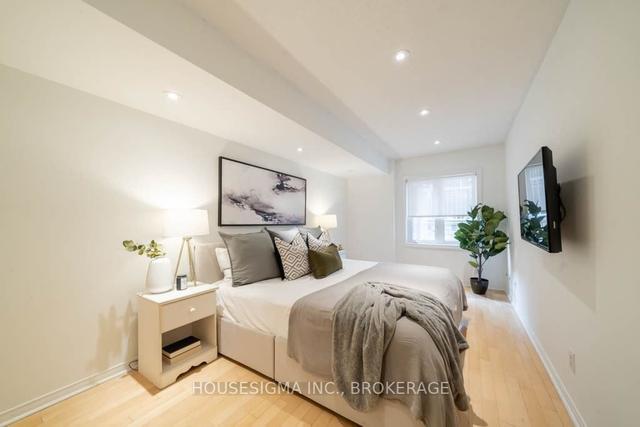 3203 - 12 Sudbury St, Townhouse with 2 bedrooms, 2 bathrooms and 0 parking in Toronto ON | Image 4