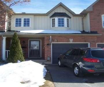 394 Riverstone Dr, House attached with 3 bedrooms, 3 bathrooms and 2 parking in Oakville ON | Image 1