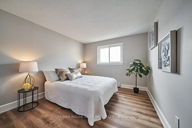 132 - 120 Nonquon Rd, Townhouse with 3 bedrooms, 1 bathrooms and 1 parking in Oshawa ON | Image 16