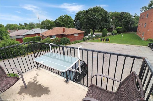 Enter your beautiful 2 Bedroom Condo with south facing balcony | Image 13