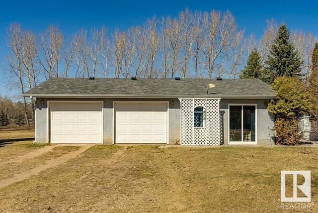 27339 Twp Rd 482, House detached with 2 bedrooms, 2 bathrooms and null parking in Leduc County AB | Image 42