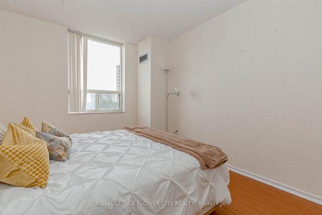 609 - 30 Malta Ave, Condo with 2 bedrooms, 2 bathrooms and 1 parking in Brampton ON | Image 6