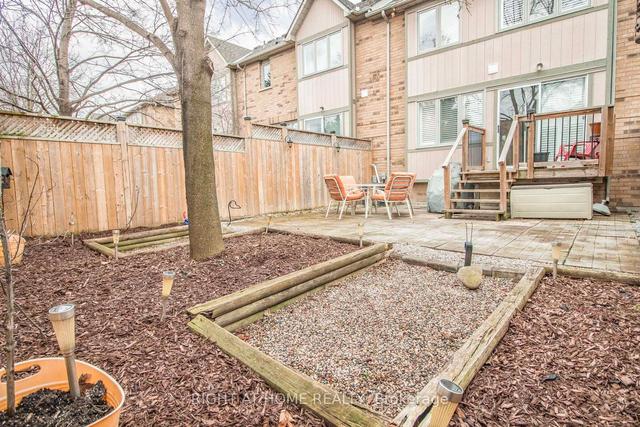 4 - 5658 Glen Erin Dr, Townhouse with 2 bedrooms, 4 bathrooms and 2 parking in Mississauga ON | Image 17