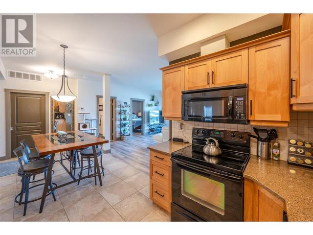 102 - 873 Forestbrook Drive, Condo with 2 bedrooms, 2 bathrooms and 1 parking in Penticton BC | Image 10