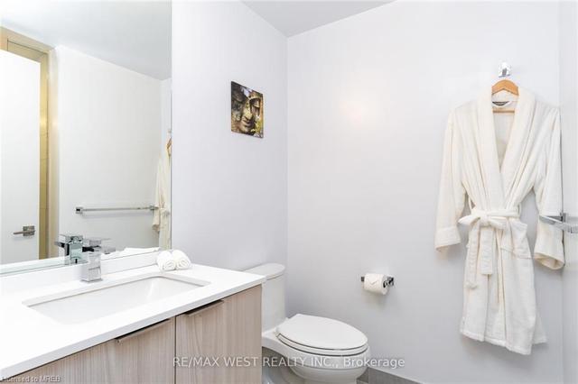 315 - 4208 Dundas Street West Street W, House attached with 2 bedrooms, 2 bathrooms and 1 parking in Toronto ON | Image 5