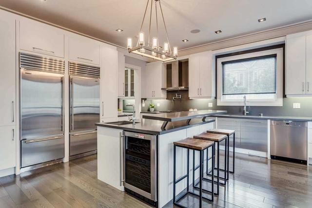 62 Grey Rd, House detached with 4 bedrooms, 5 bathrooms and 6 parking in Toronto ON | Image 3