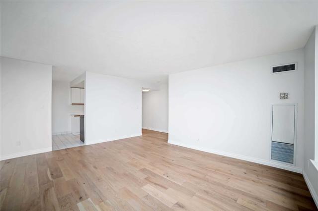804 - 5785 Yonge St, Condo with 2 bedrooms, 2 bathrooms and 1 parking in Toronto ON | Image 27