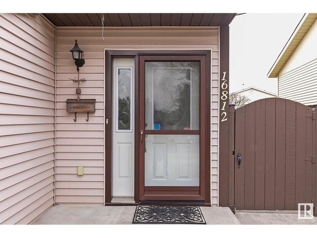 16812 95 St Nw, House detached with 3 bedrooms, 2 bathrooms and null parking in Edmonton AB | Image 2