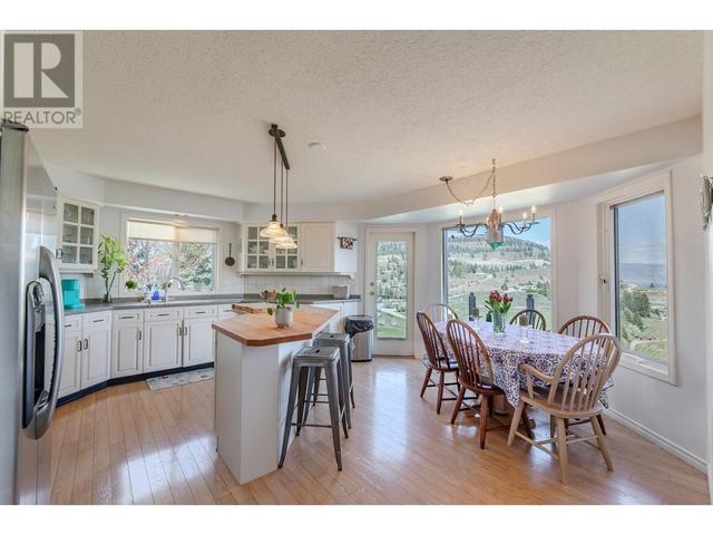 125 Sumac Ridge Drive, House detached with 4 bedrooms, 3 bathrooms and 2 parking in Summerland BC | Image 8