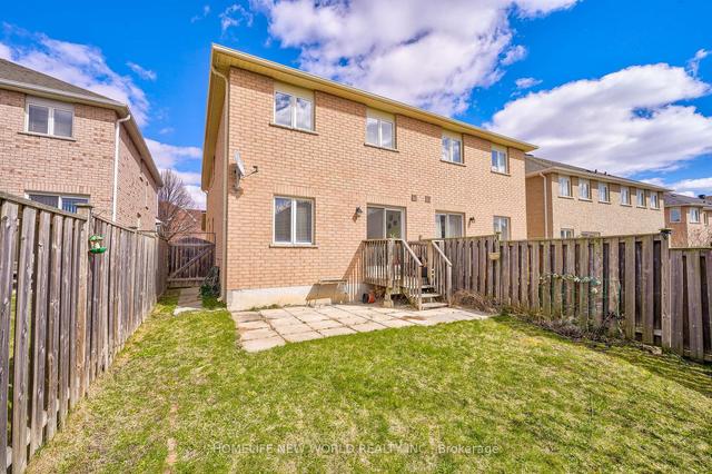 380 Redstone Rd, House semidetached with 3 bedrooms, 4 bathrooms and 4 parking in Richmond Hill ON | Image 33