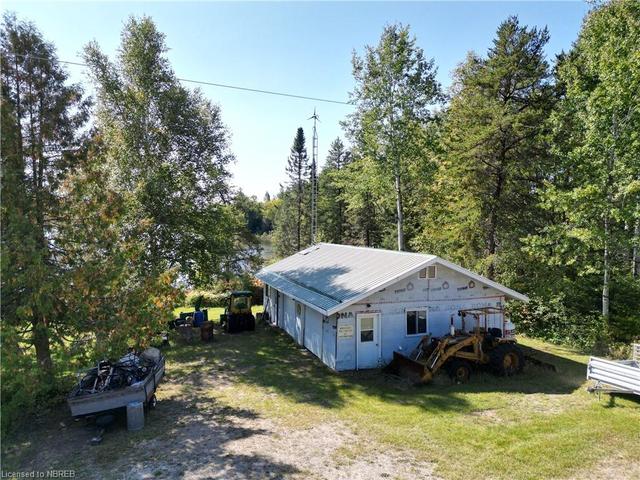 1232 Twin Lakes Road A, House detached with 2 bedrooms, 1 bathrooms and 6 parking in Hudson ON | Image 33