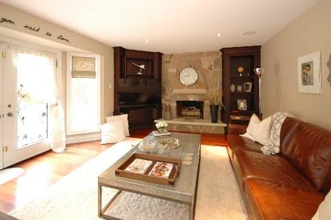 1093 Fleet St, House detached with 4 bedrooms, 4 bathrooms and 1 parking in Mississauga ON | Image 3