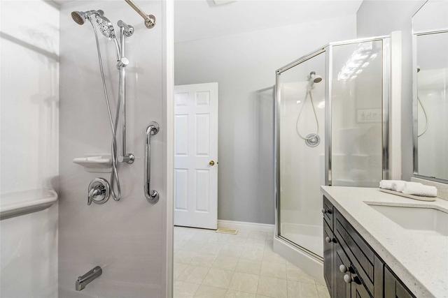 102 Greentrail Dr, Condo with 1 bedrooms, 1 bathrooms and 2 parking in Hamilton ON | Image 14