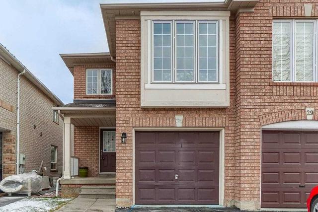 31 Melissa Crt, House semidetached with 3 bedrooms, 3 bathrooms and 3 parking in Brampton ON | Image 1