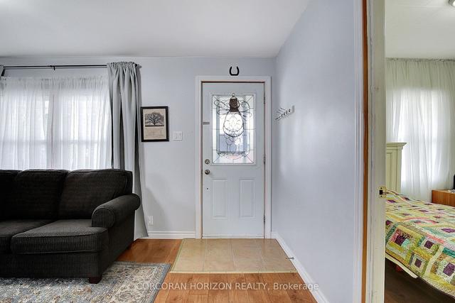 611 Garden St, House detached with 2 bedrooms, 1 bathrooms and 4 parking in Cambridge ON | Image 34
