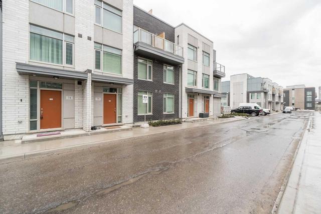 74 - 23 Applewood Lane, Townhouse with 3 bedrooms, 3 bathrooms and 1 parking in Toronto ON | Image 20