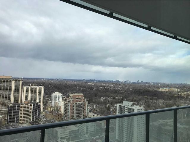 2603 - 185 Roehampton Ave, Condo with 2 bedrooms, 2 bathrooms and null parking in Toronto ON | Image 6