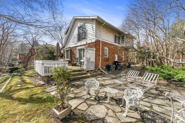 39 Addington Ave, House detached with 3 bedrooms, 2 bathrooms and 3 parking in Toronto ON | Image 34