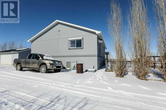2, - 82058 Range Road 191, House detached with 5 bedrooms, 3 bathrooms and 8 parking in Lethbridge County AB | Image 26
