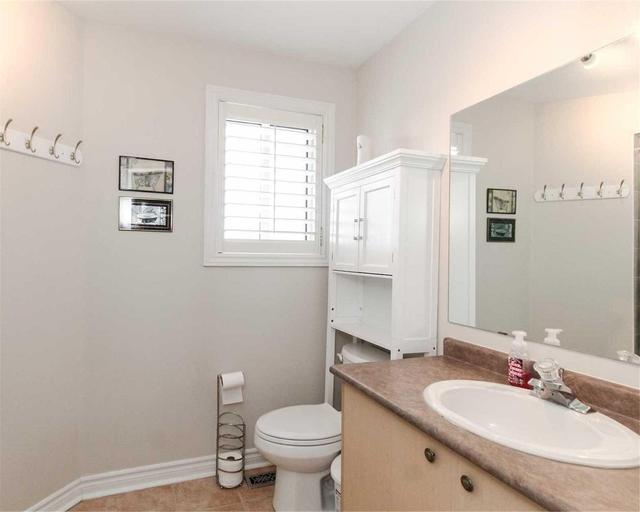 42 Dunnett Dr, House detached with 3 bedrooms, 4 bathrooms and 2 parking in Barrie ON | Image 14