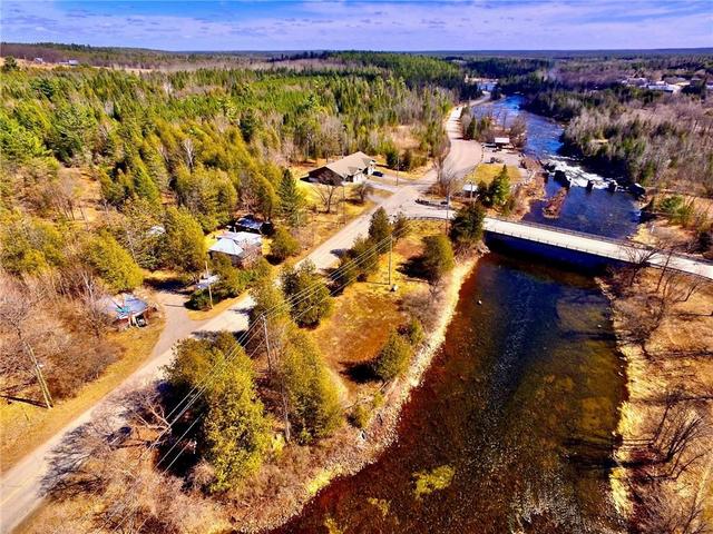 1746 Mill Street, House detached with 2 bedrooms, 1 bathrooms and 6 parking in Bonnechere Valley ON | Image 10
