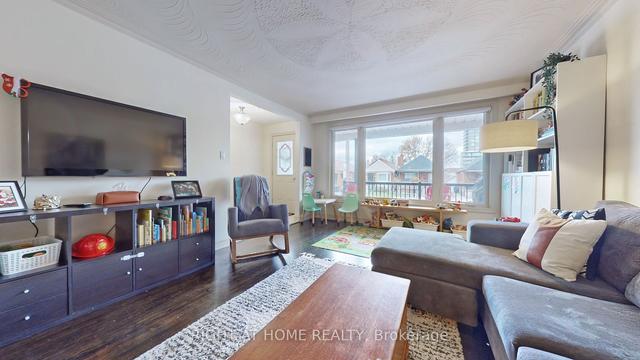94 Belgravia Ave, House detached with 3 bedrooms, 2 bathrooms and 2 parking in Toronto ON | Image 39