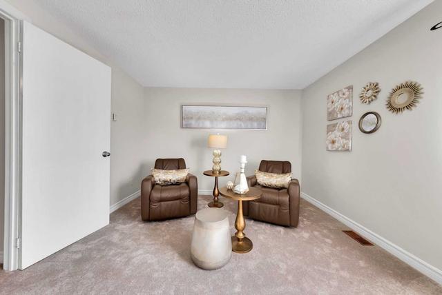 2 Bonneta Crt, House detached with 3 bedrooms, 3 bathrooms and 3 parking in Whitby ON | Image 14