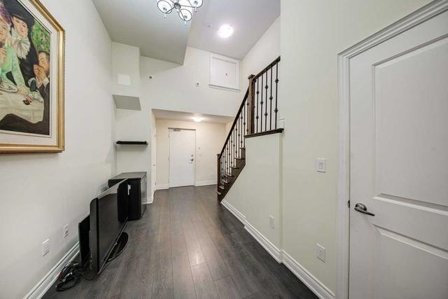 7 - 10 Hargrave Lane, Townhouse with 3 bedrooms, 3 bathrooms and 1 parking in Toronto ON | Image 24