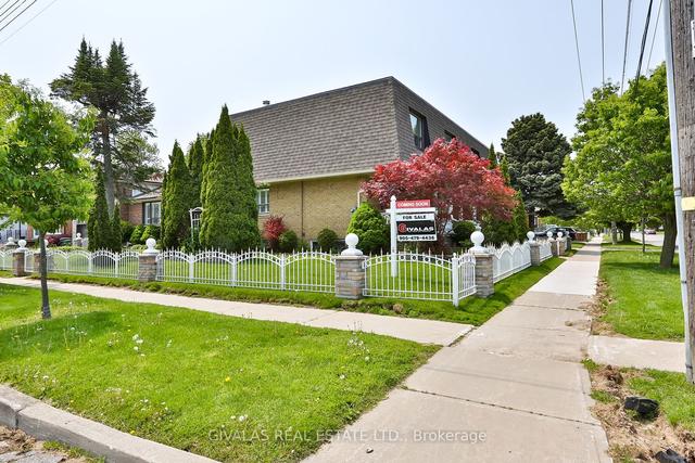 89 Sherwood Ave, House detached with 4 bedrooms, 5 bathrooms and 3 parking in Toronto ON | Image 31
